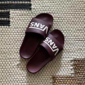 Vans La Costa slide on sandals, Size 9